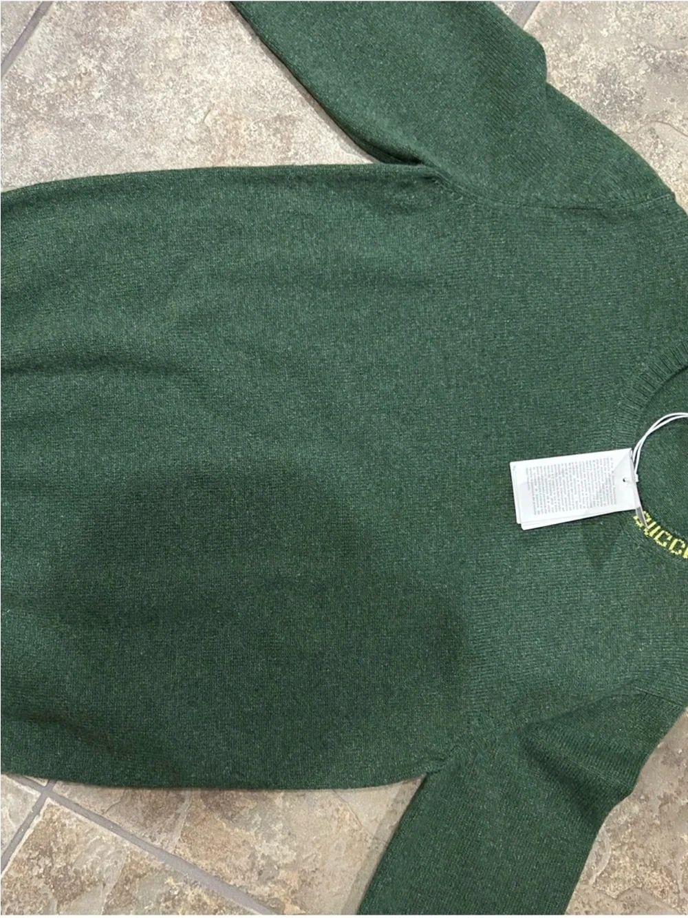 Men’s Gucci, green felted wool crewneck gold logo sweater size XXL made in Italy